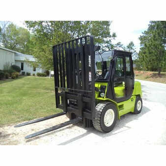 Propane Forklifts 2005  Clark cmp50 (2)