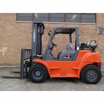 Propane Forklifts 2016  Cobra cbr-fg70 (1)