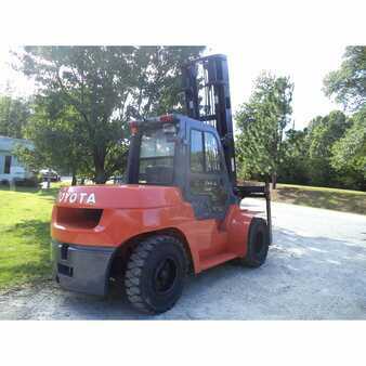 Diesel Forklifts 2007  Toyota 7fdu80 (4)