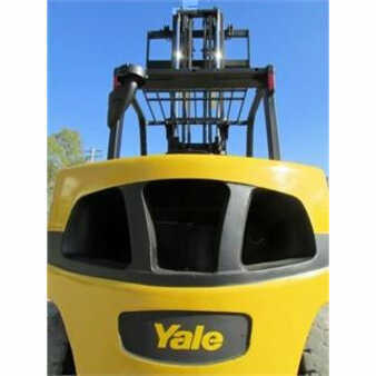 Carretilla elevadora diésel 2010  Yale gdp100 (4)