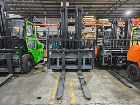 Diesel Forklifts 2024  Viper FD70 (3) 