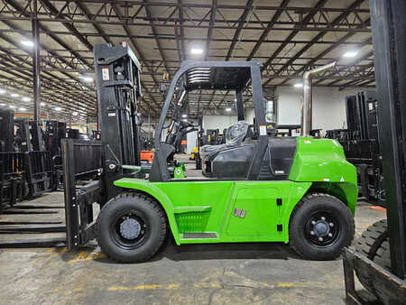 Diesel Forklifts 2024  Viper FD70 (4) 