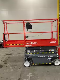 4-Wheel Electric 2026  Skyjack sj3219 (8)