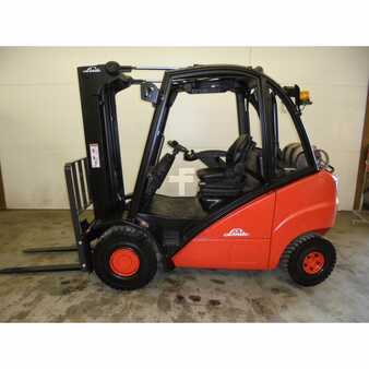 Carretilla elevadora GLP 2005  Linde h25t (1)