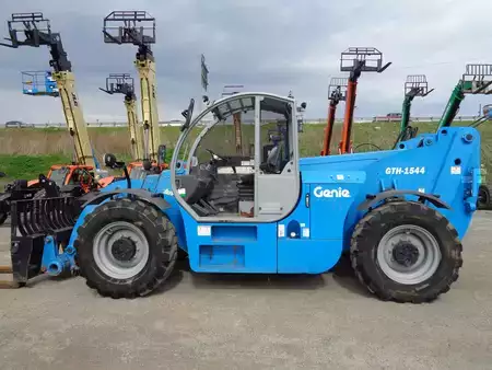 Telehandler Fixed 2013  Genie gth1544 (1)