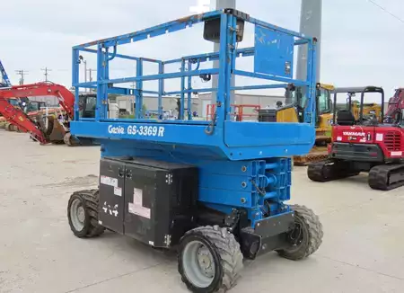 Montacargas Todo Terreno 2015  Genie gs3369rt (4)