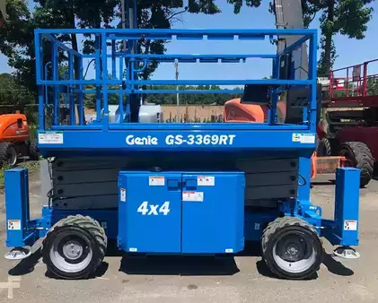 Montacargas Todo Terreno 2013  Genie gs3369rt (1)