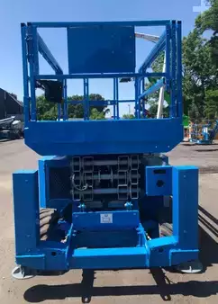 Montacargas Todo Terreno 2013  Genie gs3369rt (6)