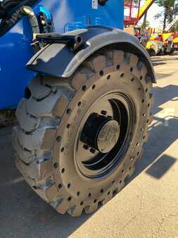 Manipulador fijo 2015  Genie gth1056 (14)