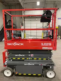 4-Wheel Electric 2026  Skyjack sj3219 (4)