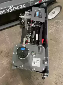 4-Wheel Electric 2026  Skyjack sj3219 (9)