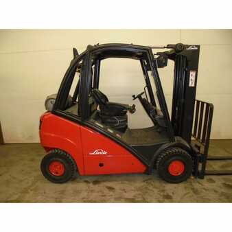 Carretilla elevadora GLP 2002  Linde h25t (6)