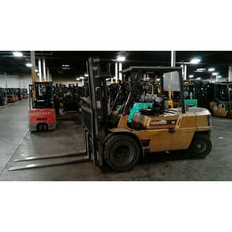 Diesel Forklifts 2004  CAT Lift Trucks  (1)