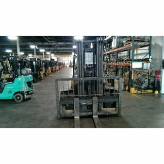 Diesel Forklifts 2004  CAT Lift Trucks  (4)