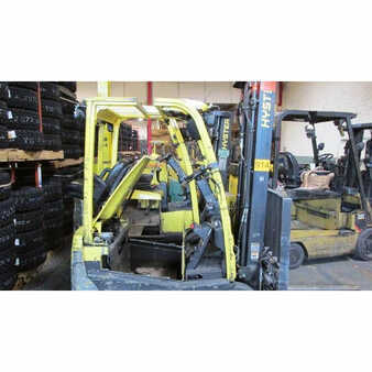4 Wheels 2010  Hyster j40xnt (3)
