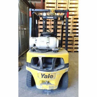Propane Forklifts 2014  Yale glp050 (2)