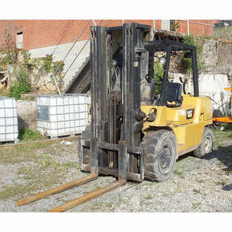 Carretilla elevadora GLP 2007  CAT Lift Trucks gp45k (5)