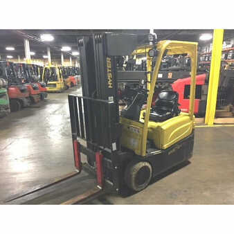 4 Wheels 2011  Hyster j30xnt (1)