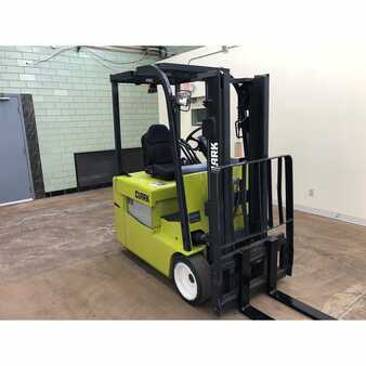 4 Wheels 2013  Clark tmx20 (3)