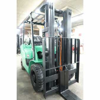 Other 2008  Mitsubishi  (3)