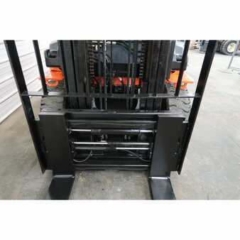 Diesel Forklifts 2013  Toyota  (4)