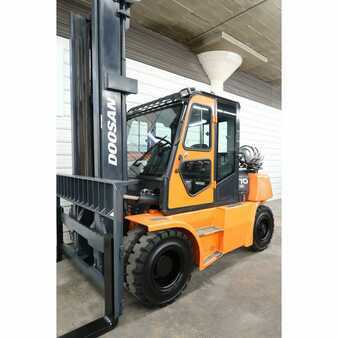 Propane Forklifts 2011  Doosan  (4)