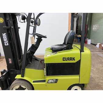 Eléctrica de 4 ruedas 2012  Clark ecx30 (5)