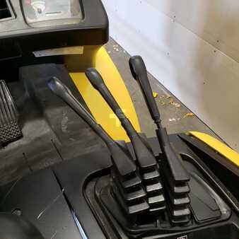 Propane Forklifts 2005  Hyster h80xm (9)