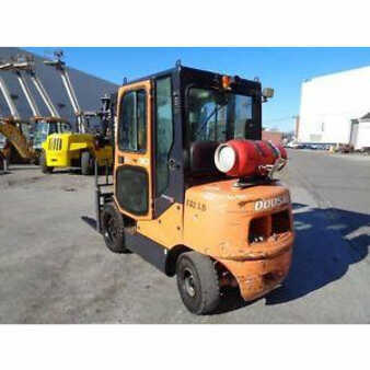 Carretilla elevadora GLP 2013  Doosan g30p-5 (2)