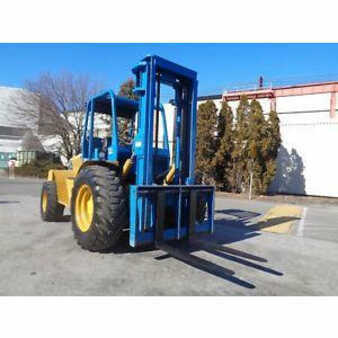Rough Terrain Forklifts 2013  Omega Lift  (8)