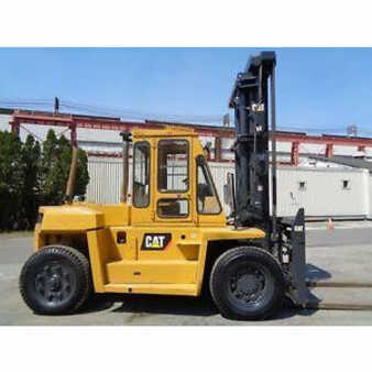 Carretilla elevadora diésel - CAT Lift Trucks dp100 (1)