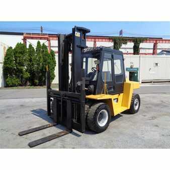 Carretilla elevadora diésel 2004  CAT Lift Trucks dp70 (4)