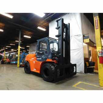 Diesel Forklifts 2011  Toyota 7fdu80 (3)