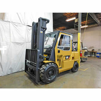 Carretilla elevadora GLP 2007  CAT Lift Trucks gp45k (2)
