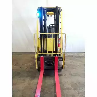 Montacargas Eléctrico (4 ruedas) 2013  Hyster E30XN (5)