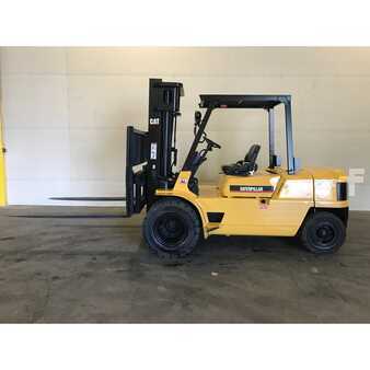 Diesel Forklifts 2004  CAT Lift Trucks  (1)