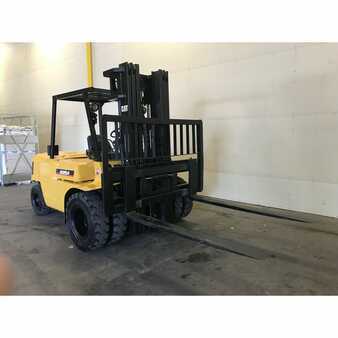 Diesel Forklifts 2004  CAT Lift Trucks  (6)