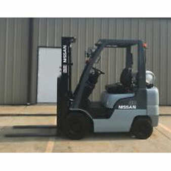 Propane Forklifts 2008  Nissan  (1)