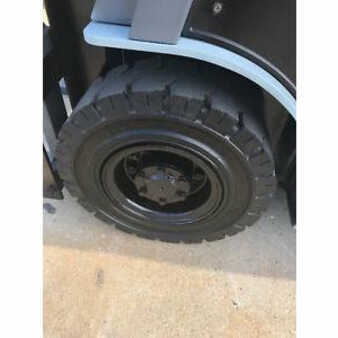 Propane Forklifts 2008  Nissan  (4)