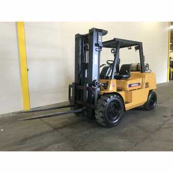 Carretilla elevadora GLP 2007  CAT Lift Trucks gp45k (2)