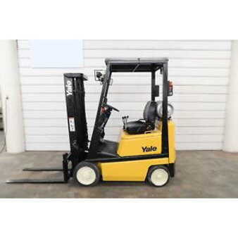Propane Forklifts 2003  Yale glc030 (1)