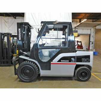 Carretilla elevadora diésel 2011  Nissan pfd110y (1)