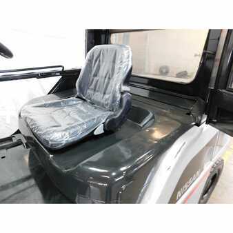 Carretilla elevadora diésel 2011  Nissan pfd110y (9)