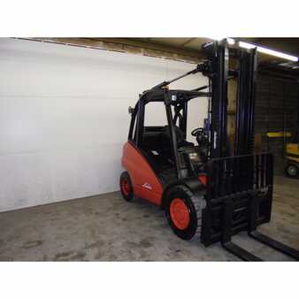 Propane Forklifts 2006  Linde  (4)