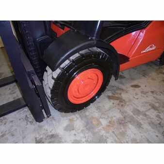 Propane Forklifts 2006  Linde  (7)