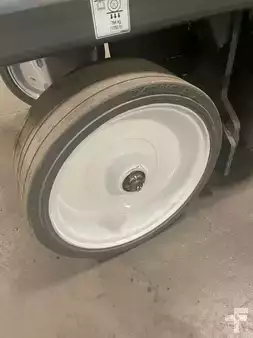 4-Wheel Electric 2026  Skyjack sj3226 (13)