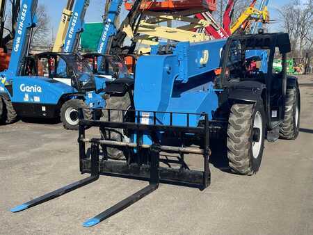 Telehandler Fixed 2015  Genie gth844 (2)