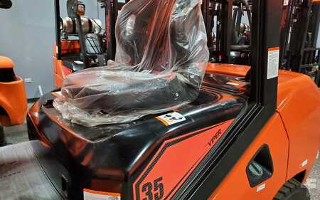 Diesel Forklifts 2025  Viper fd35 (14)