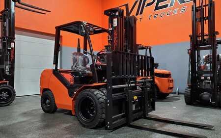 Diesel Forklifts 2025  Viper fd35 (4)