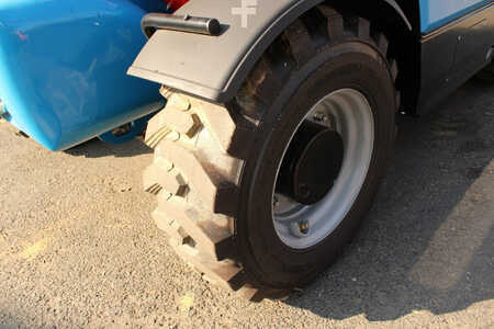 Manipulador Telescópico fijo 2023  Genie gth5519 (15)